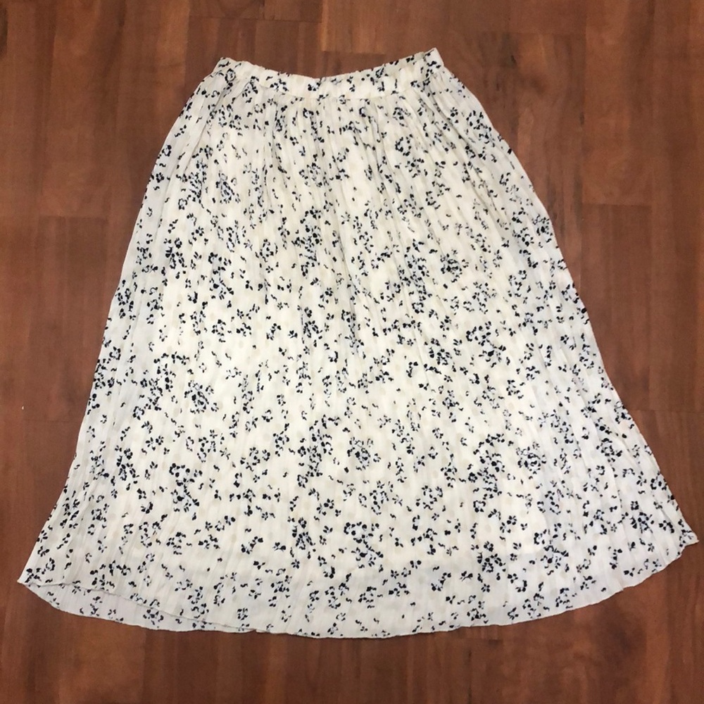 H&M Black White Cream Pleated Long Skirt